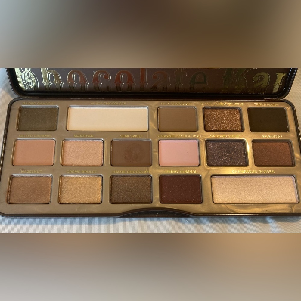 Too Faced Chocolate Bar Eye Shadow Palette